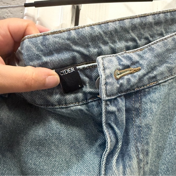 CIDER bow knot wide leg jeans size large - Picture 5 of 8